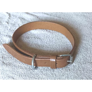 Varrott marha bőr nyakörv 70cm/25mm .